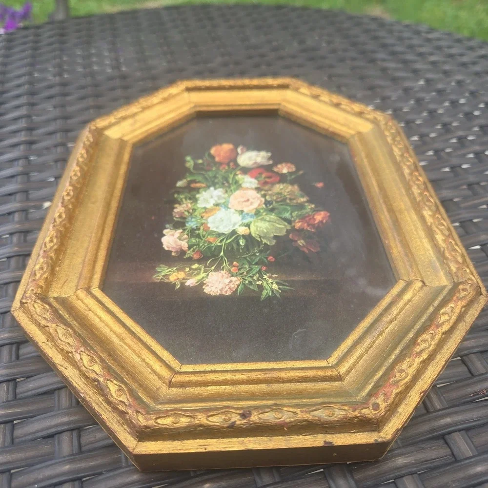 Vtg Florentine Italy Ornate Gold Wood Frame Octagon Glass Floral Print Cottage